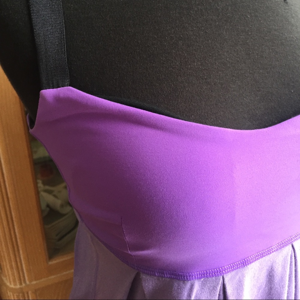 Lululemon athletic top - Picture 2 of 8